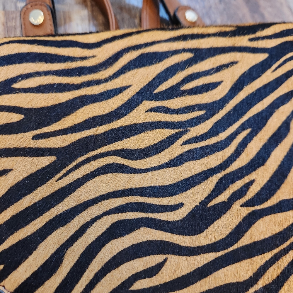 Dune London Calf Hair/Leather Bucket Bag/Backpack - Picture 4 of 6